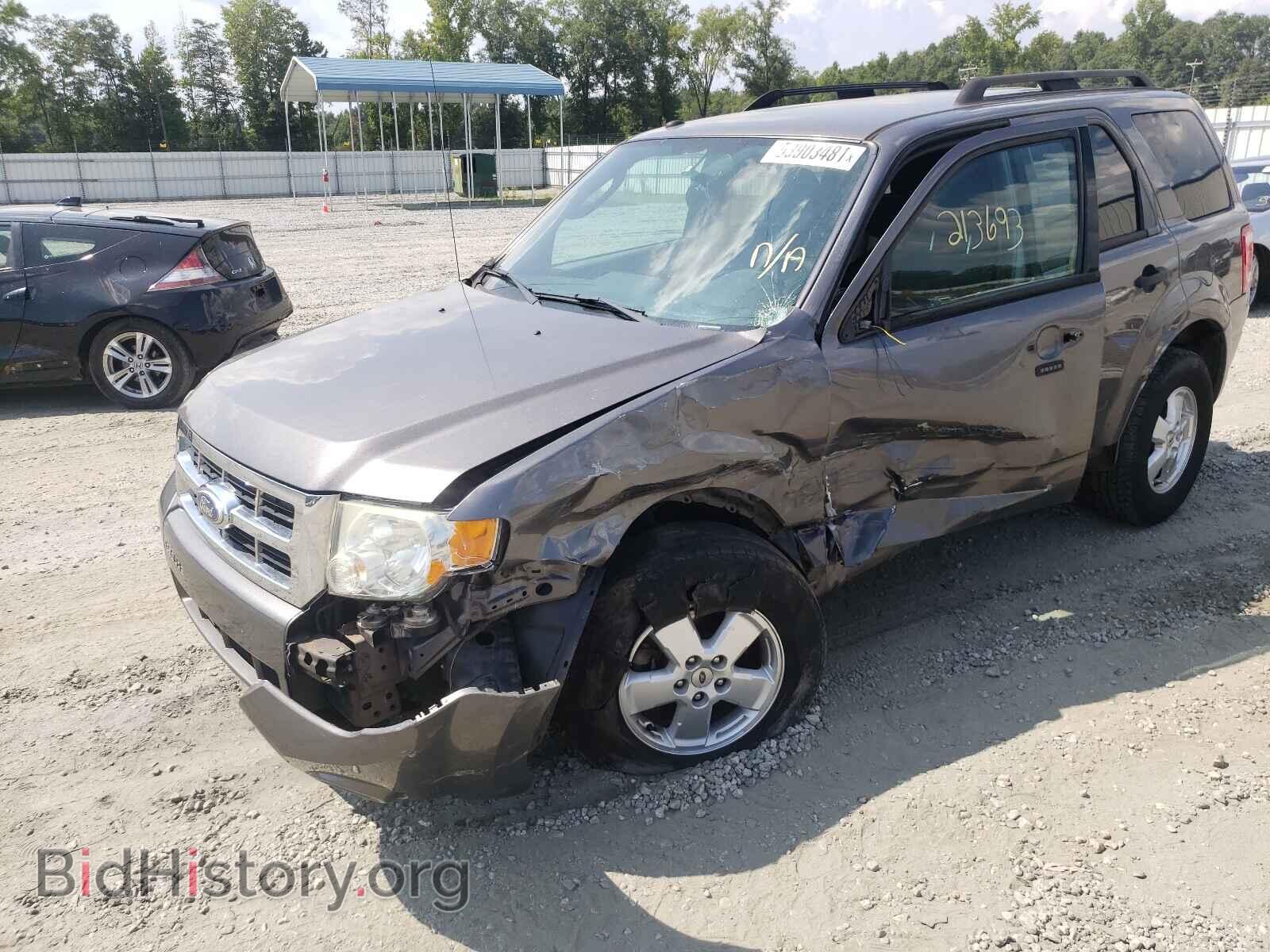 2011 FORD ESCAPE - VIN: 1FMCU0D79BKB74869 - Photo 2