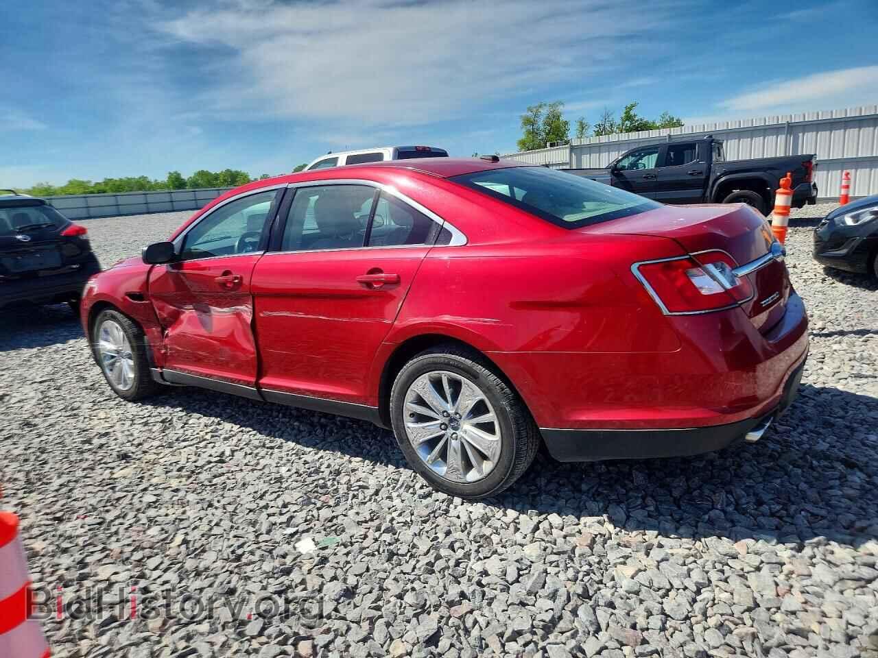 2011 FORD TAURUS - VIN: 1FAHP2FWXBG132155 - Фото 2