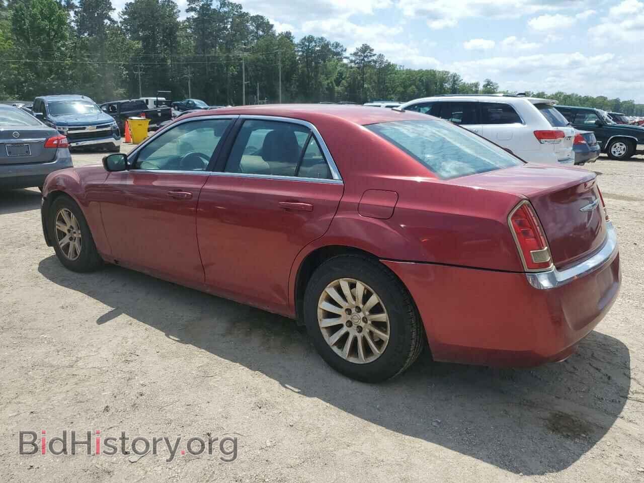 2014 CHRYSLER 300 - VIN: 2C3CCAAG0EH150946 - Фото 2