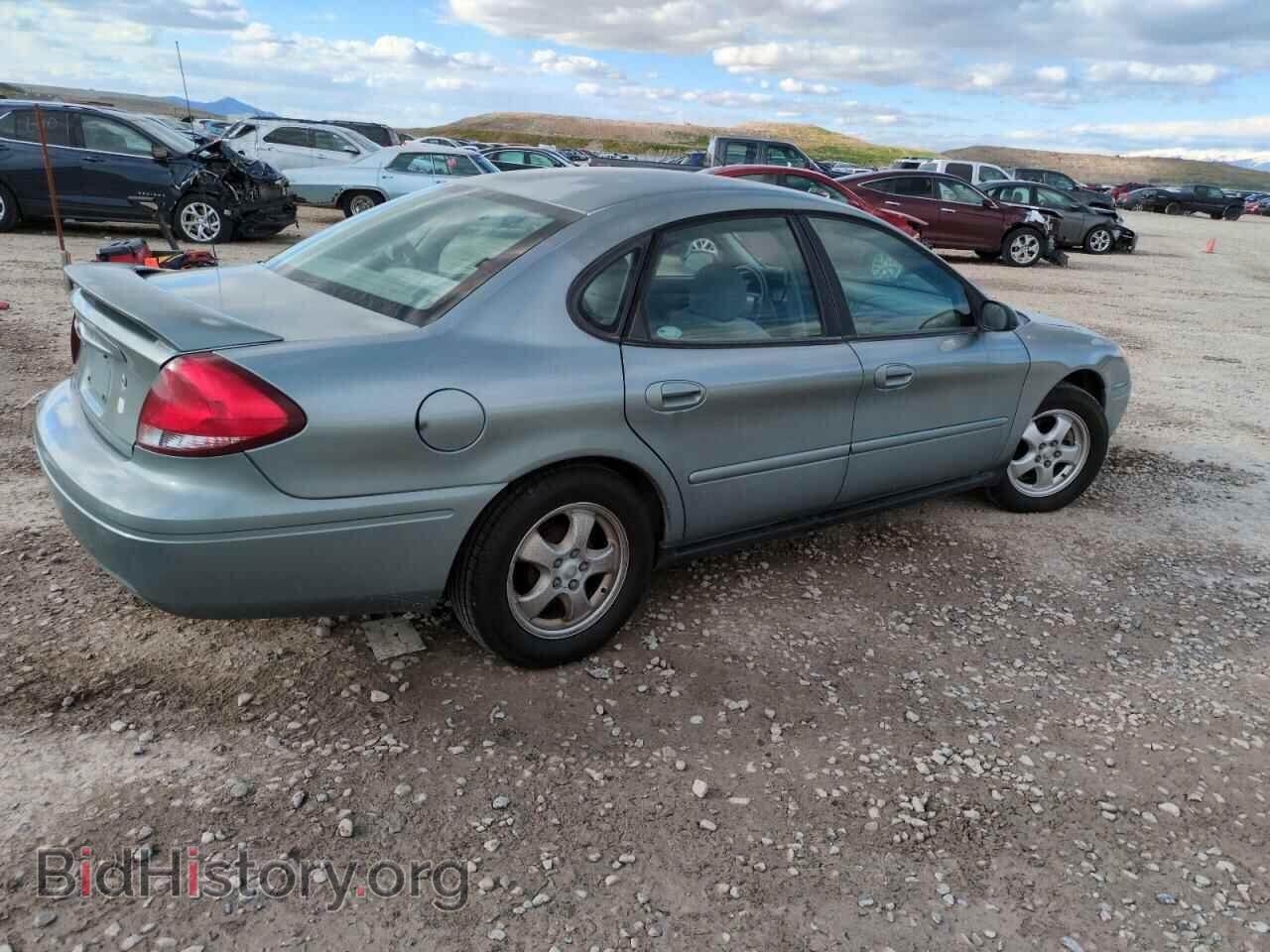 2005 FORD TAURUS - VIN: 1FAFP53215A133647 - Фото 3