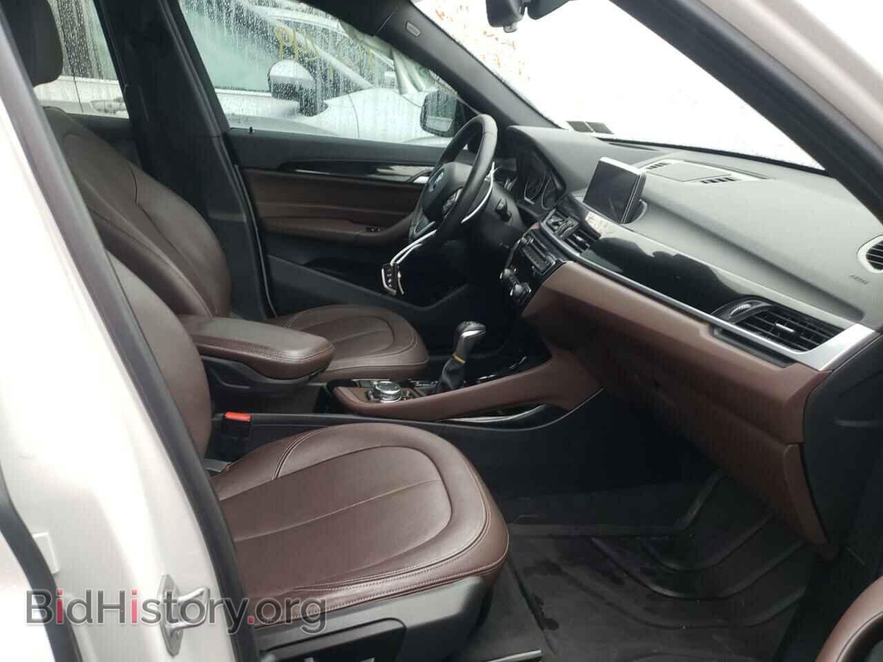 2016 BMW X1 - VIN: WBXHT3C3XG5E47083 - Фото 5