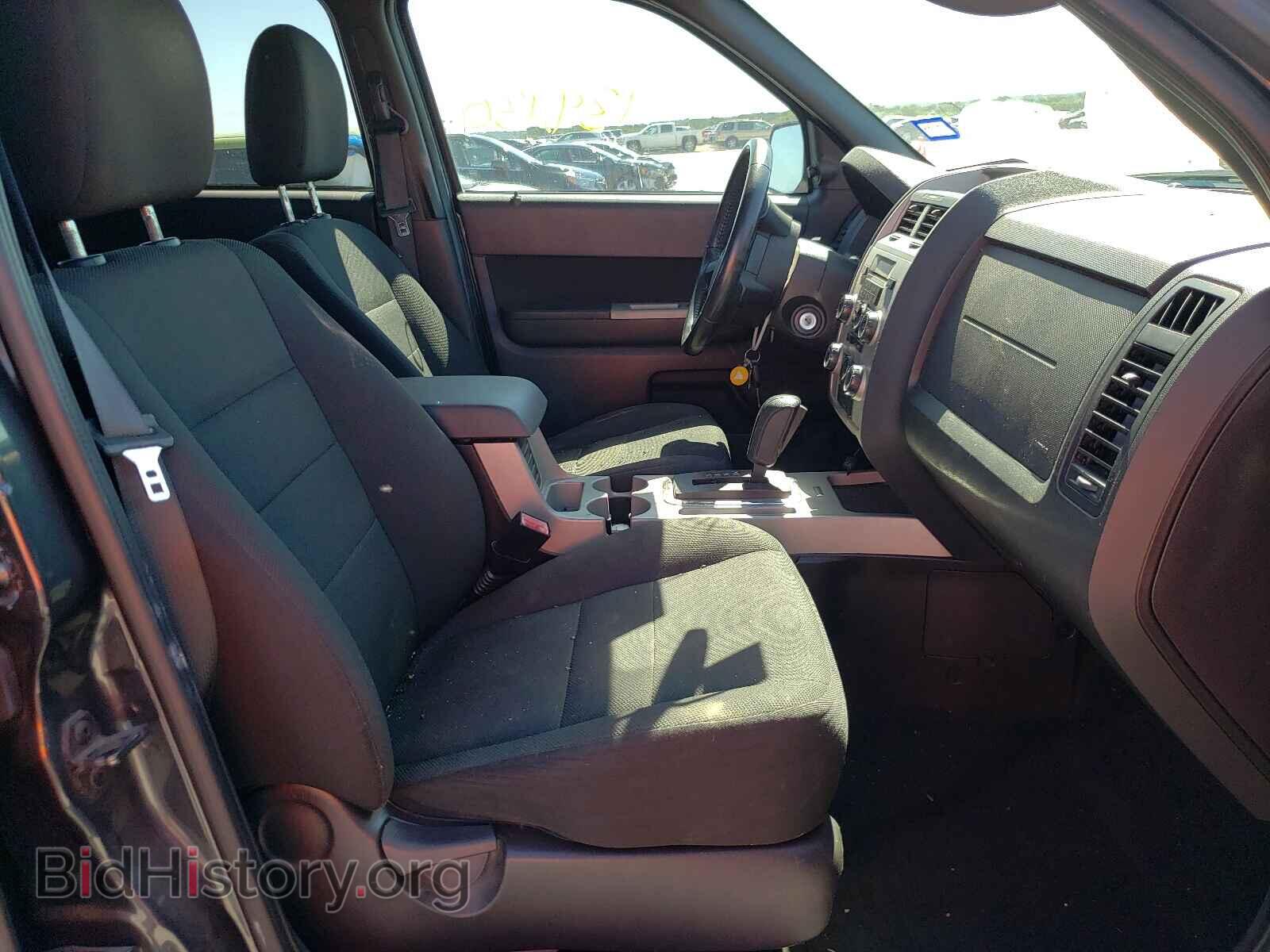 2009 FORD ESCAPE - VIN: 1FMCU03729KD08049 - Фото 5
