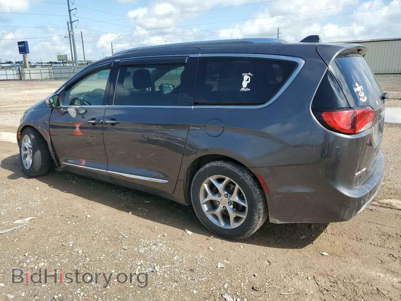 2017 CHRYSLER PACIFICA - VIN: 2C4RC1GG2HR727147 - Photo 2