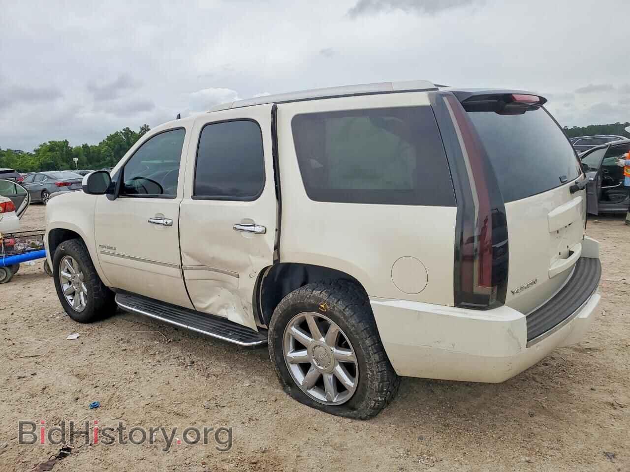 2013 GMC YUKON - VIN: 1GKS1EEF4DR255630 - Фото 2