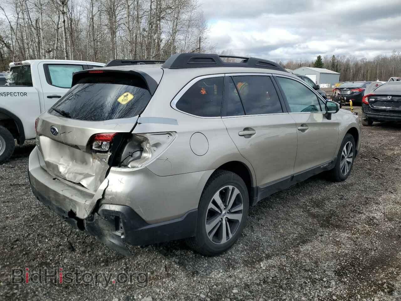 2018 SUBARU OUTBACK - VIN: 4S4BSDNC5J3274321 - Фото 3