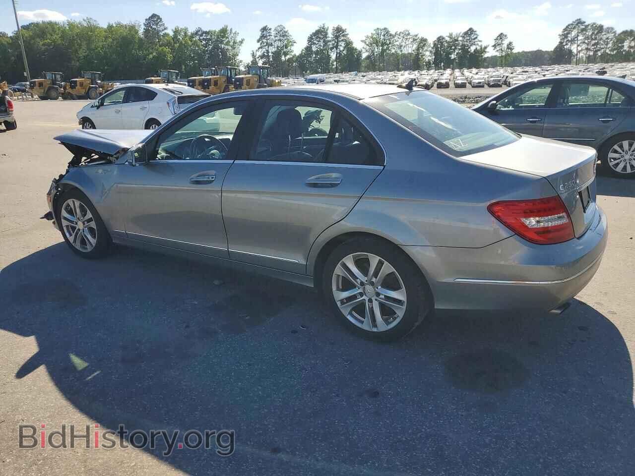 2014 MERCEDES-BENZ C-CLASS - VIN: WDDGF4HB8EA924199 - Фото 2