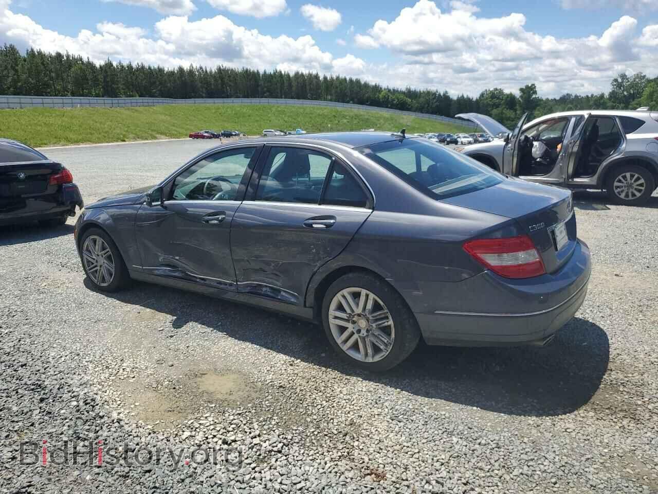 2010 MERCEDES-BENZ C-CLASS - VIN: WDDGF8BB7AF463879 - Фото 2