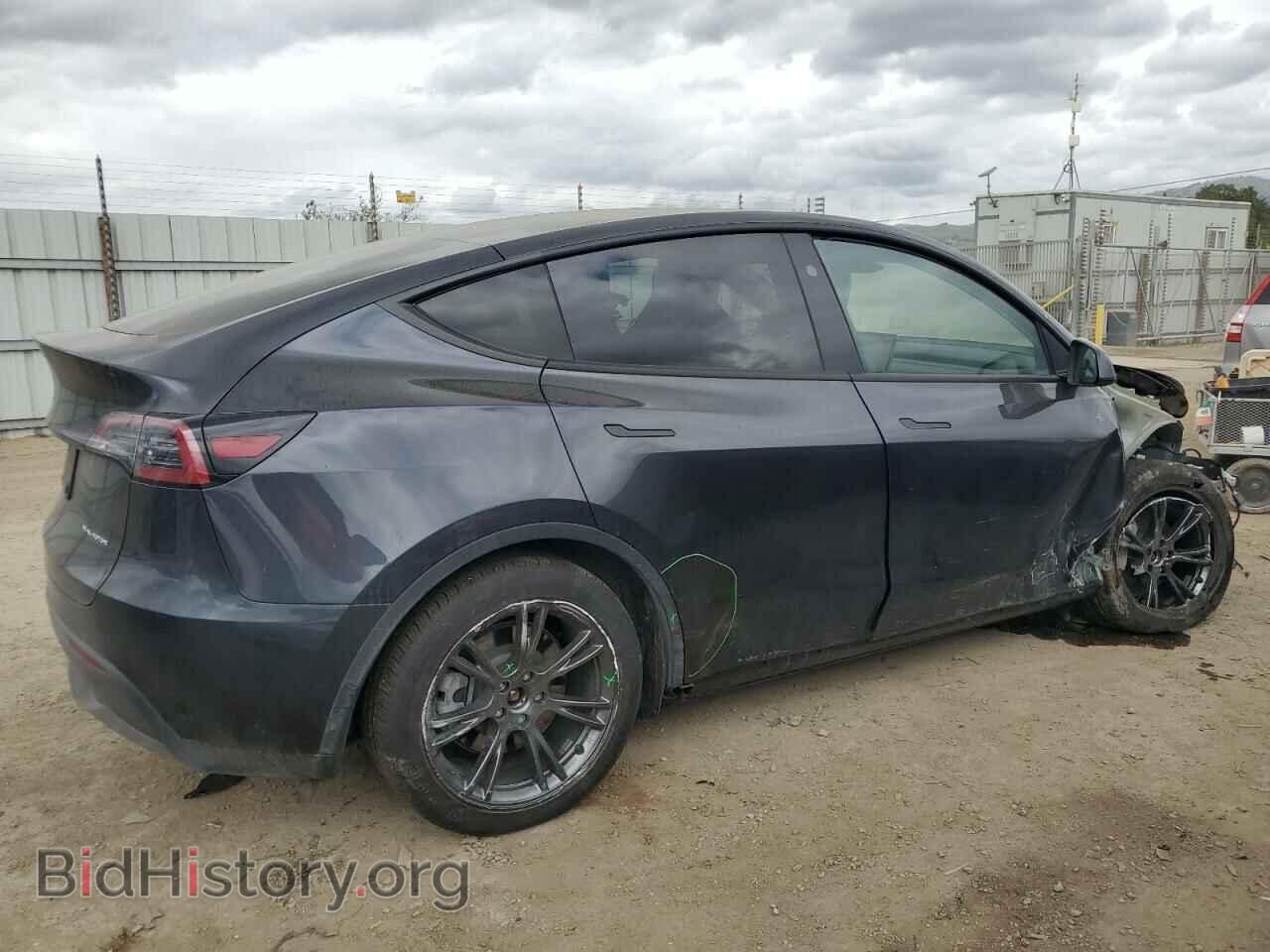 2024 TESLA MODEL Y - VIN: 7SAYGDEE3RF117910 - Photo 3