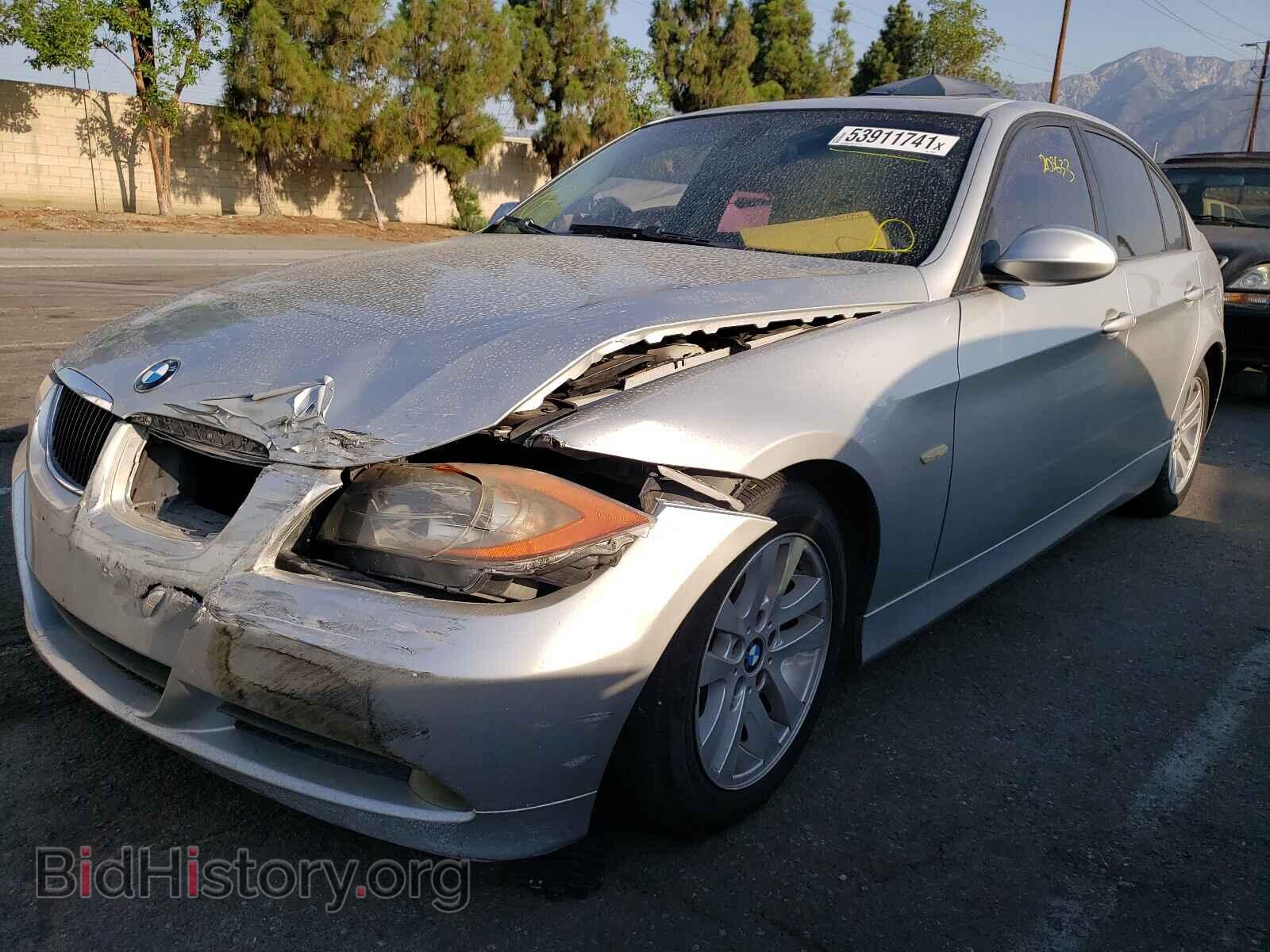 2006 BMW 3 SERIES - VIN: WBAVB13596KX41321 - Фото 2