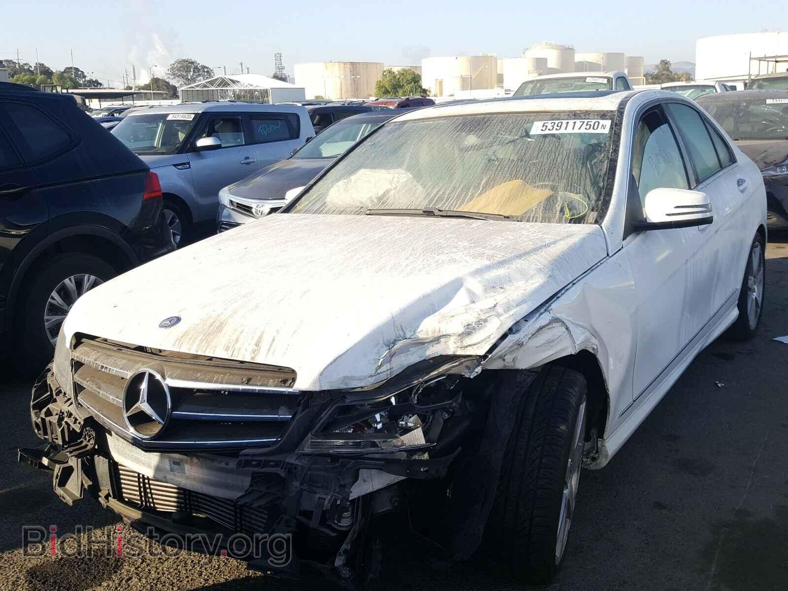2014 MERCEDES-BENZ C-CLASS - VIN: WDDGF4HB4EA959029 - Фото 2