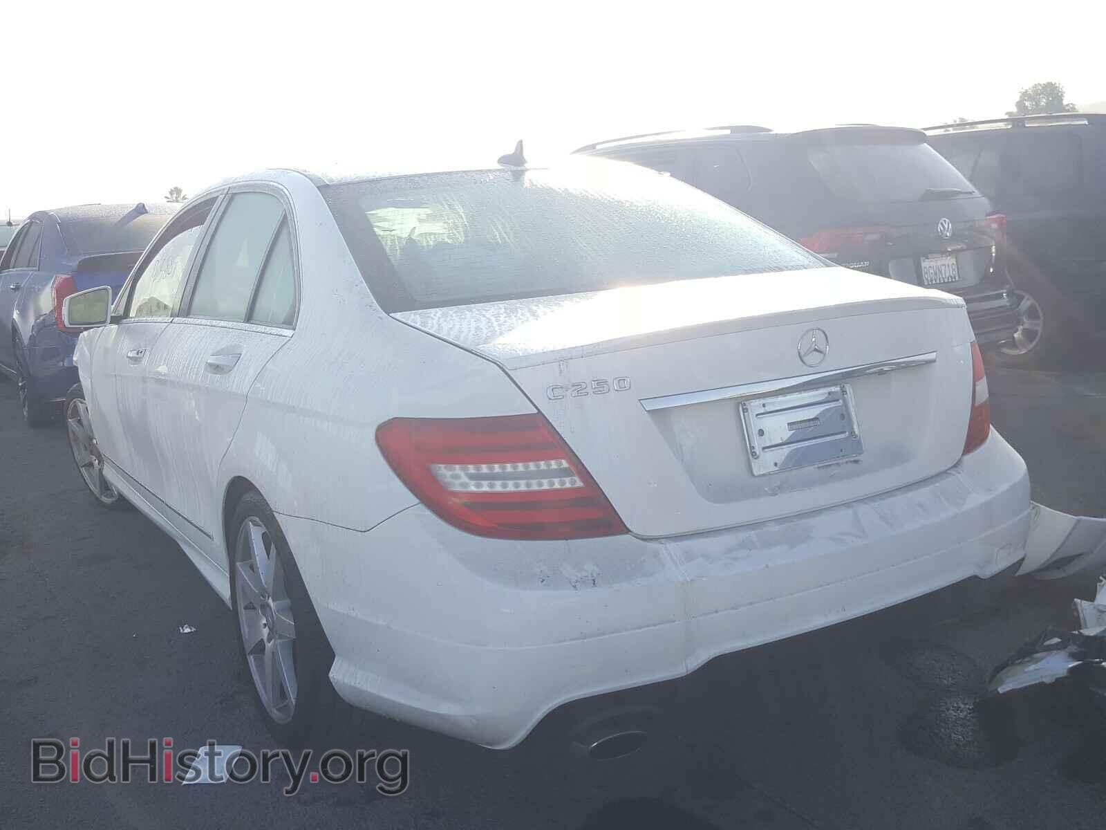 2014 MERCEDES-BENZ C-CLASS - VIN: WDDGF4HB4EA959029 - Фото 3