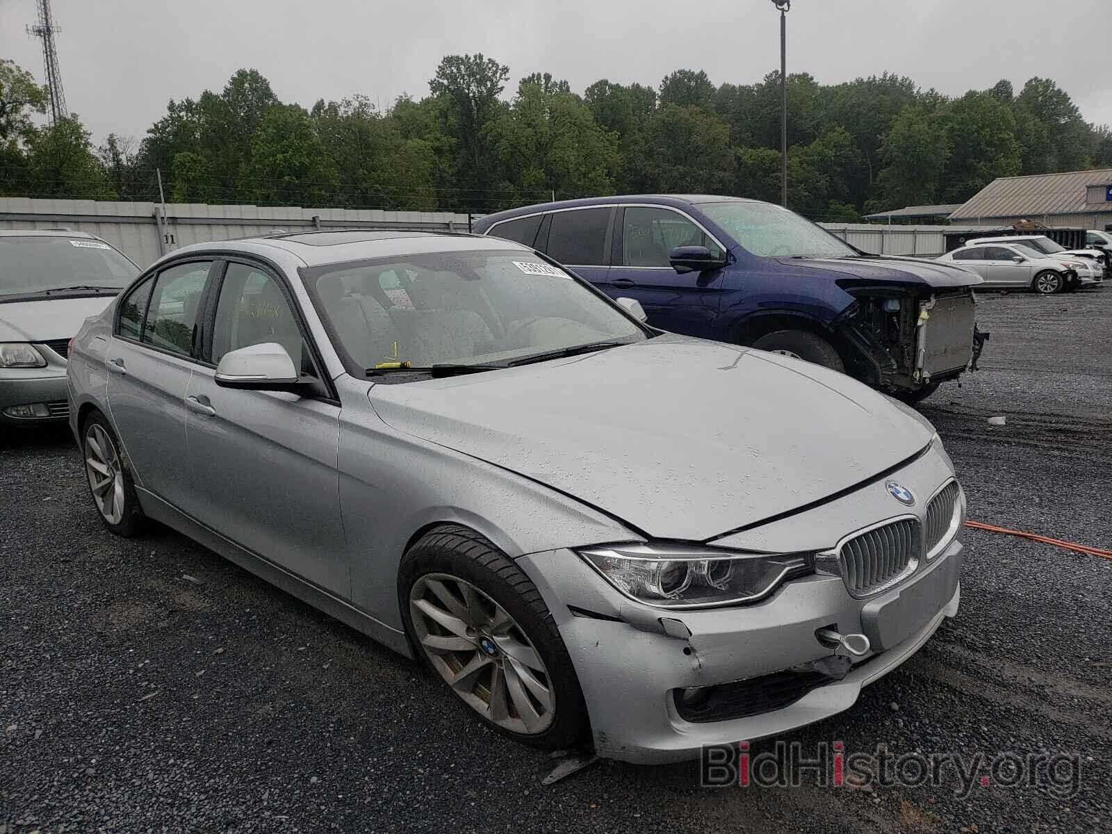 Photo WBA3A5C50CF256085 - BMW 3 SERIES 2012