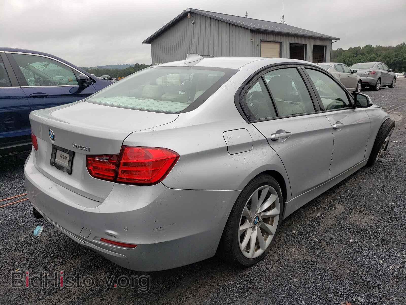 2012 BMW 3 SERIES - VIN: WBA3A5C50CF256085 - Фото 4