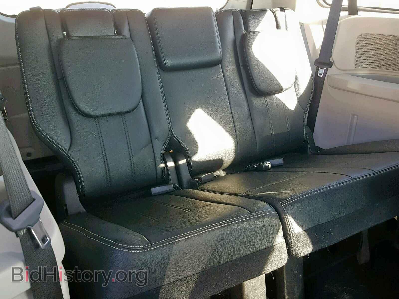 2016 CHRYSLER TOWN & COU - VIN: 2C4RC1BG7GR295239 - Фото 9