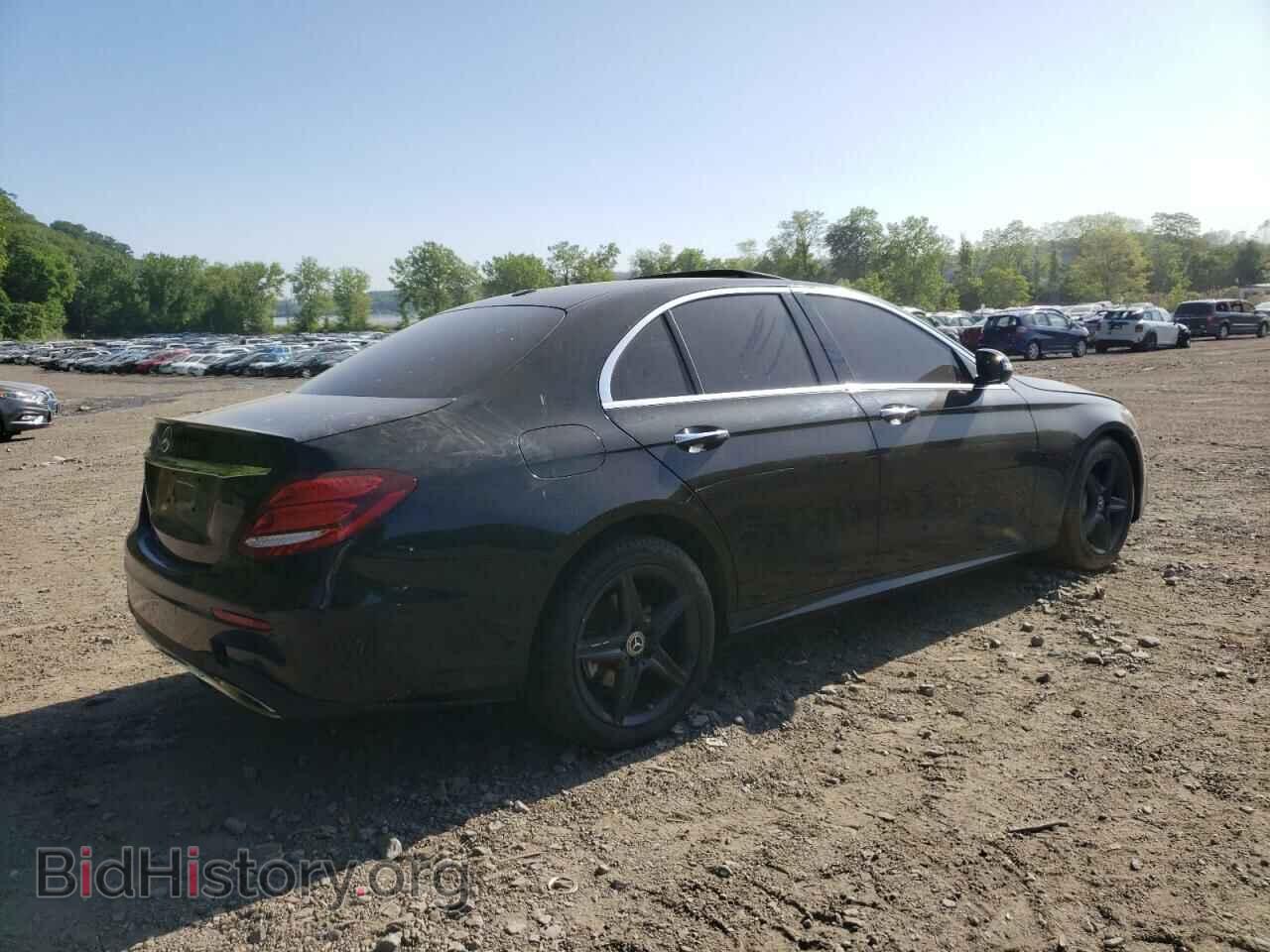 2018 MERCEDES-BENZ E-CLASS - VIN: WDDZF4KB0JA323137 - Фото 3