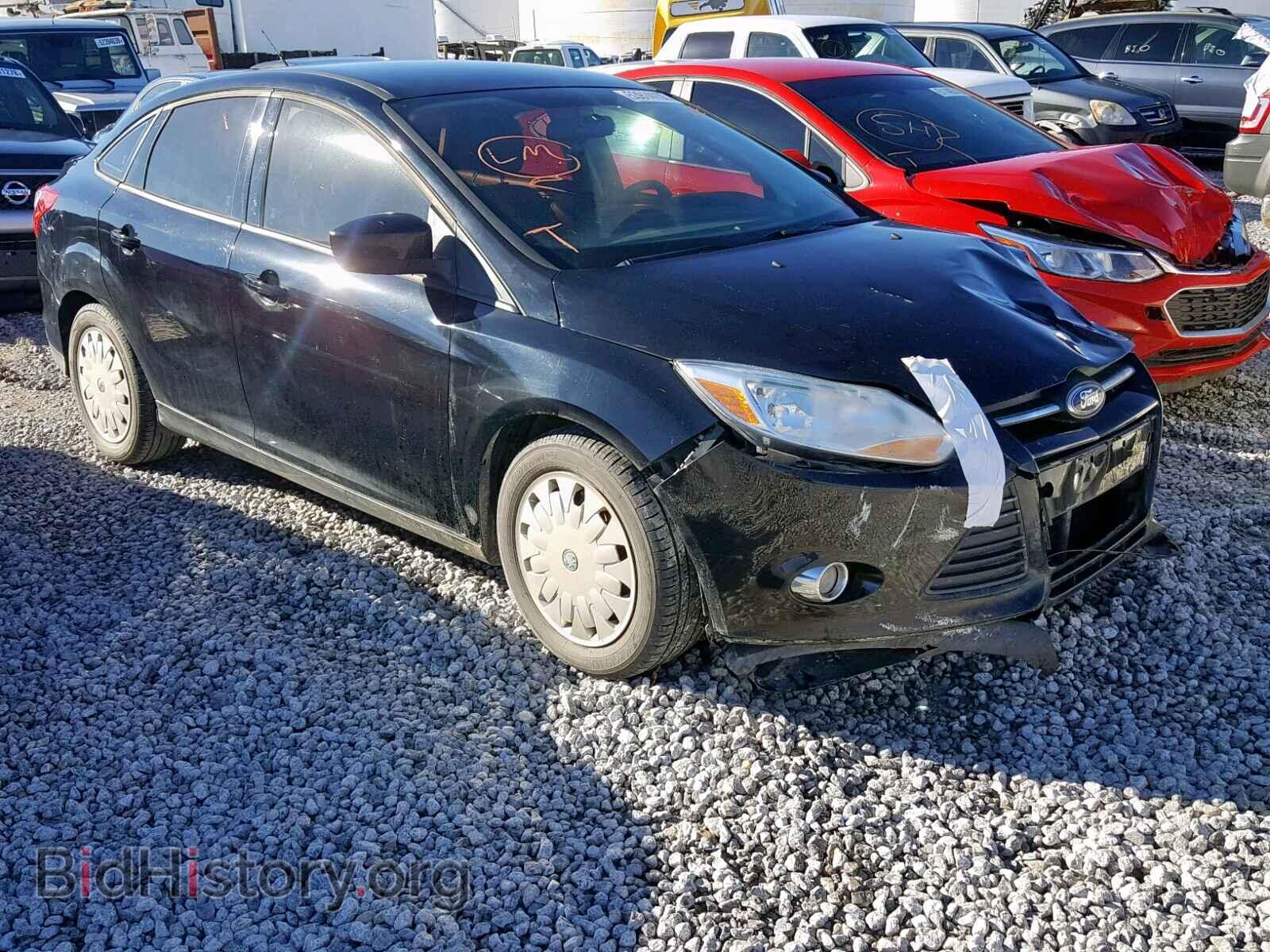 Photo 1FAHP3F21CL215369 - FORD FOCUS 2012