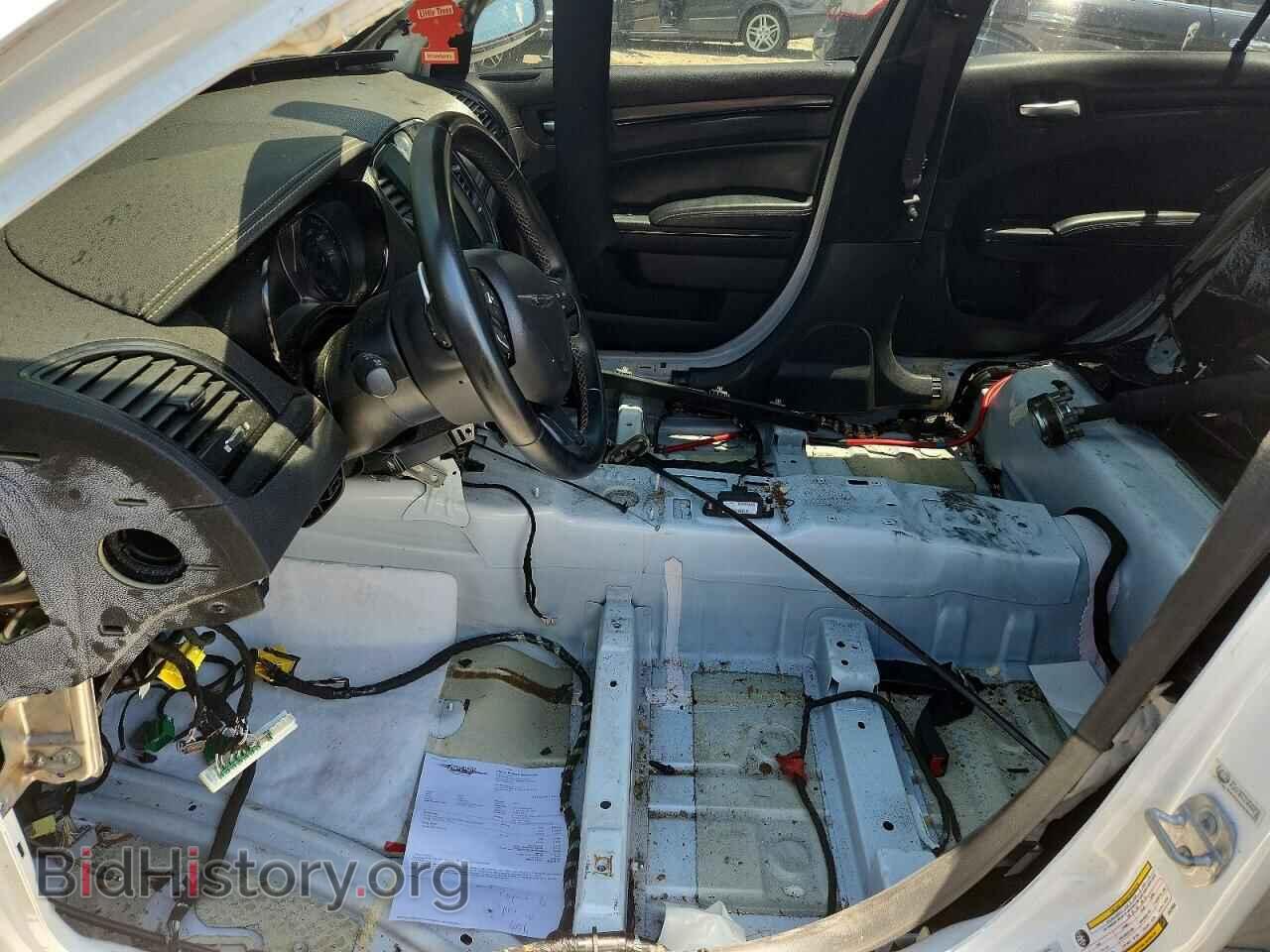 2016 CHRYSLER 300 - VIN: 2C3CCABG8GH229850 - Фото 7