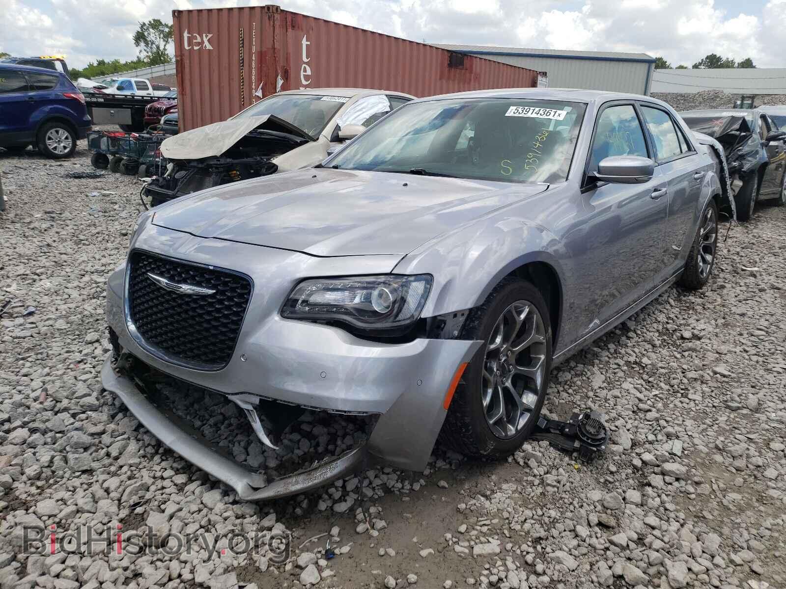 2018 CHRYSLER 300 - VIN: 2C3CCABG6JH266466 - Фото 2