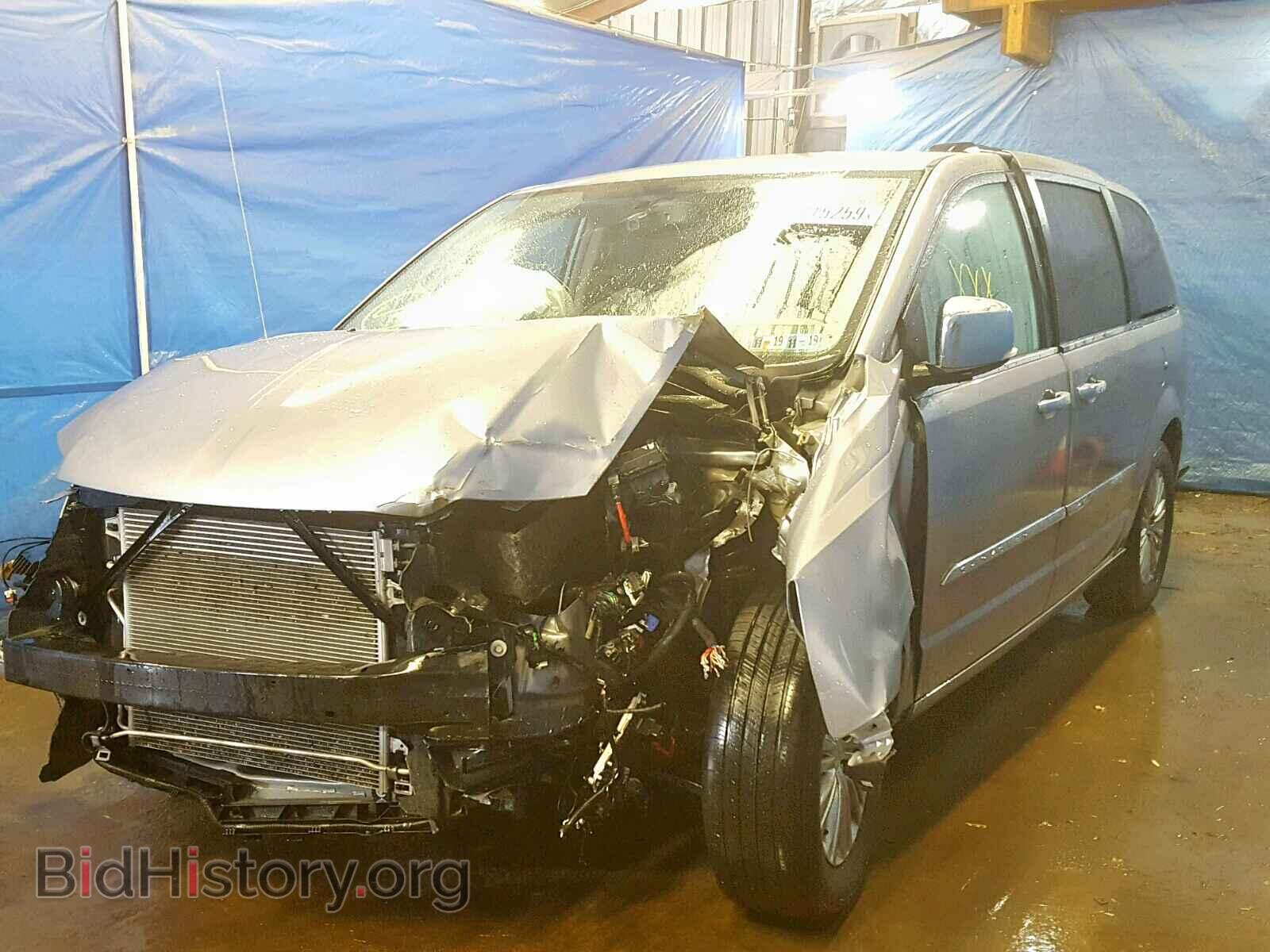 2015 CHRYSLER TOWN & COU - VIN: 2C4RC1CG4FR755955 - Фото 2