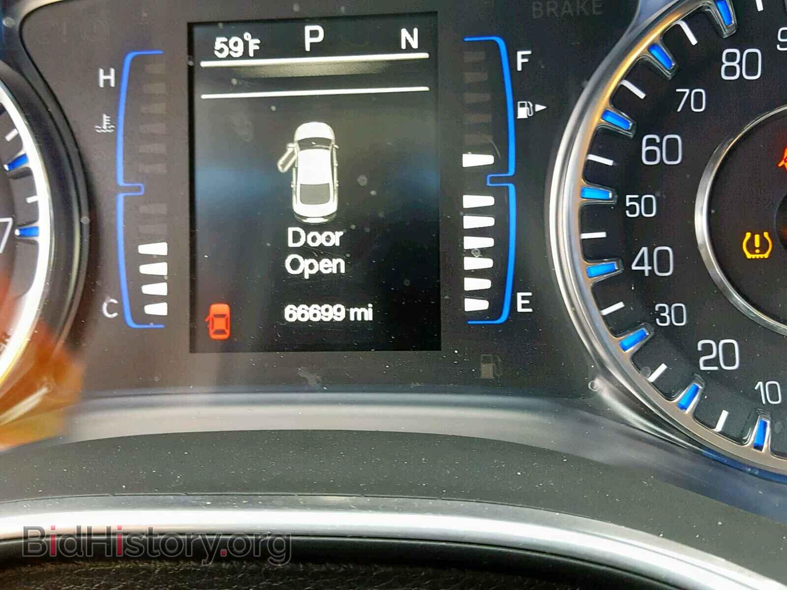 2015 CHRYSLER 200 - VIN: 1C3CCCAB9FN691230 - Фото 8