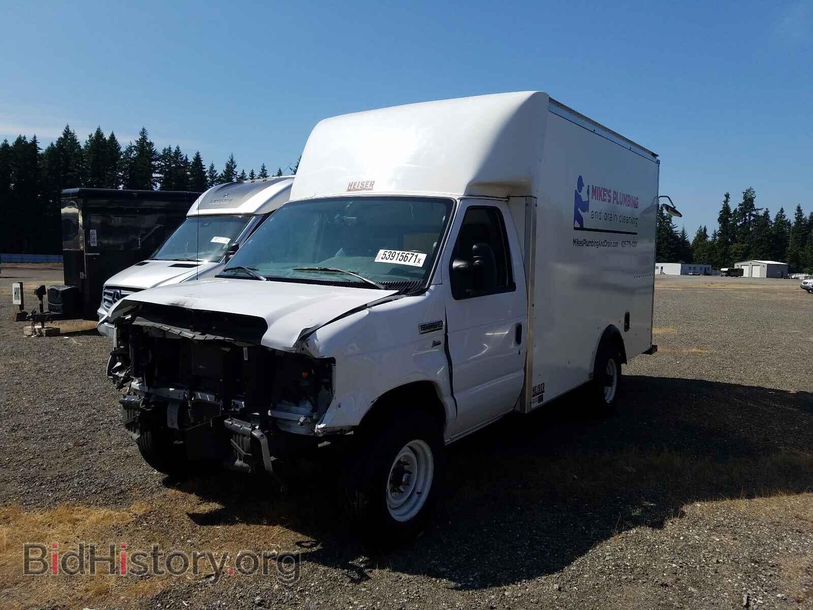 2018 FORD ECONOLINE - VIN: 1FDWE3F63JDC37063 - Photo 2