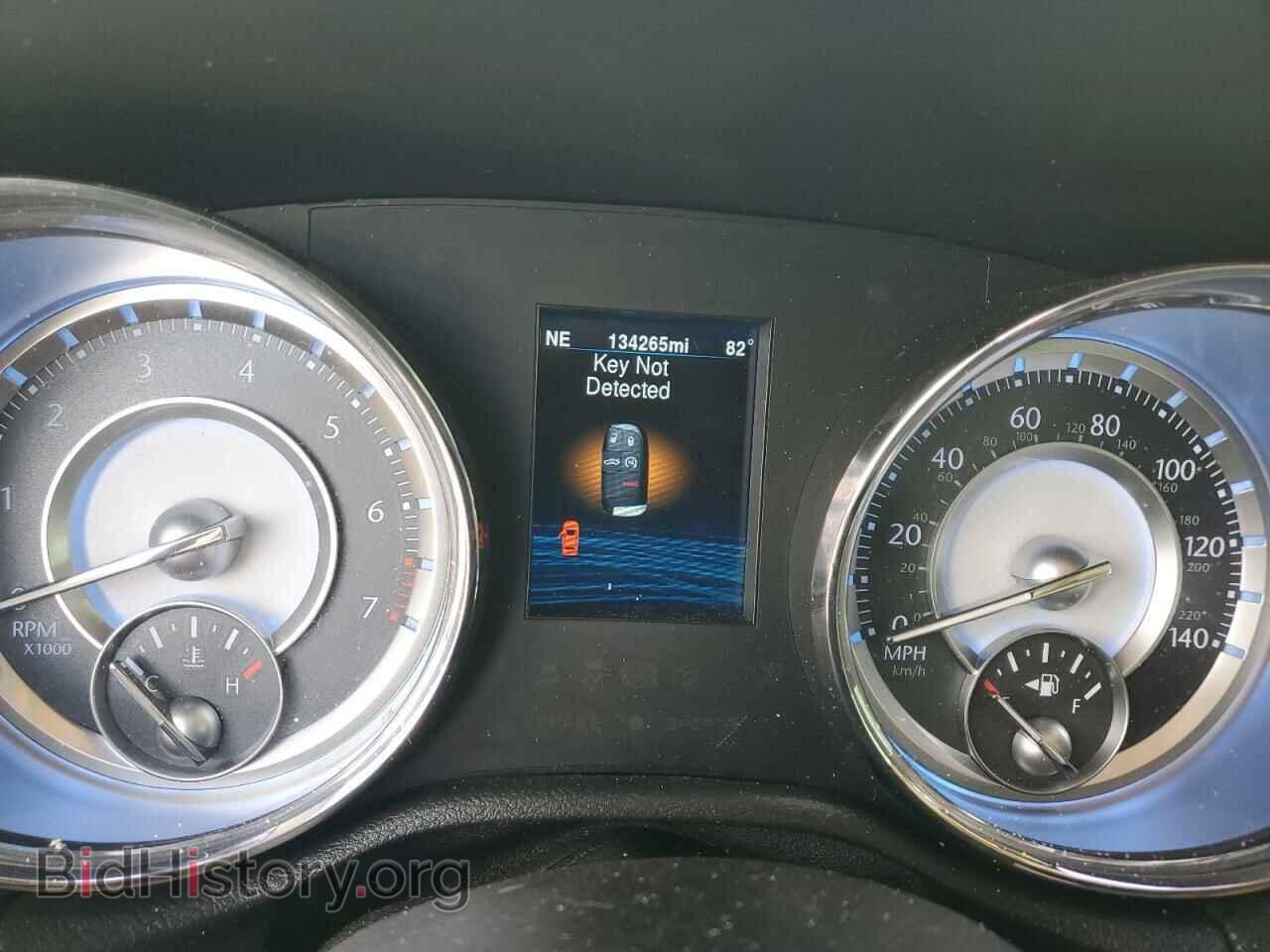 2014 CHRYSLER 300 - VIN: 2C3CCAAG7EH336161 - Фото 9