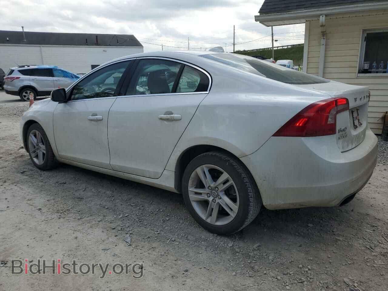 2014 VOLVO S60 - VIN: YV1612FS1E2275751 - Фото 2