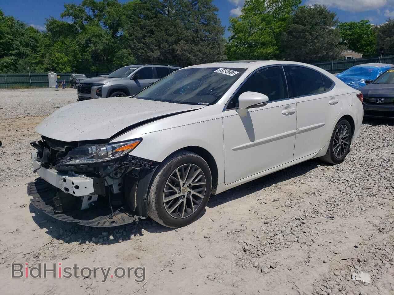 Фотография JTHBK1GG4H2253929 - LEXUS ES350 2017