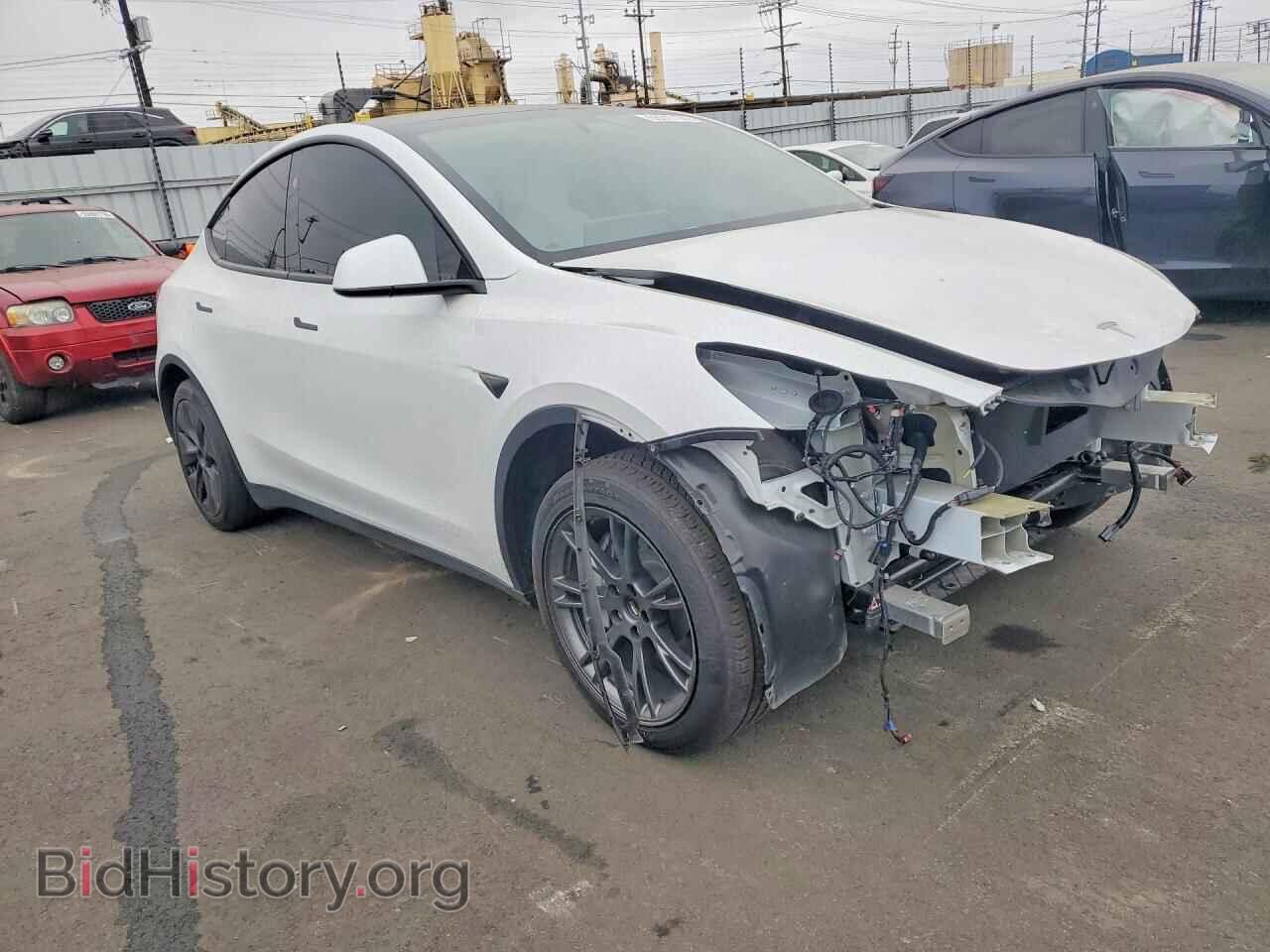 2025 TESLA MODEL Y - VIN: 7SAYGDED0SF242568 - Photo 4