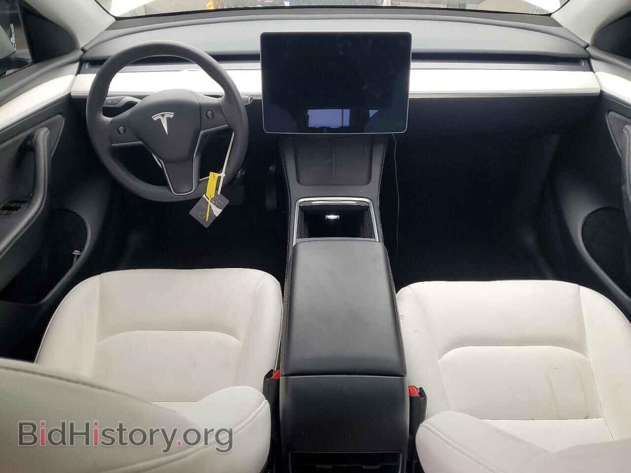 2025 TESLA MODEL Y - VIN: 7SAYGDED0SF242568 - Photo 8