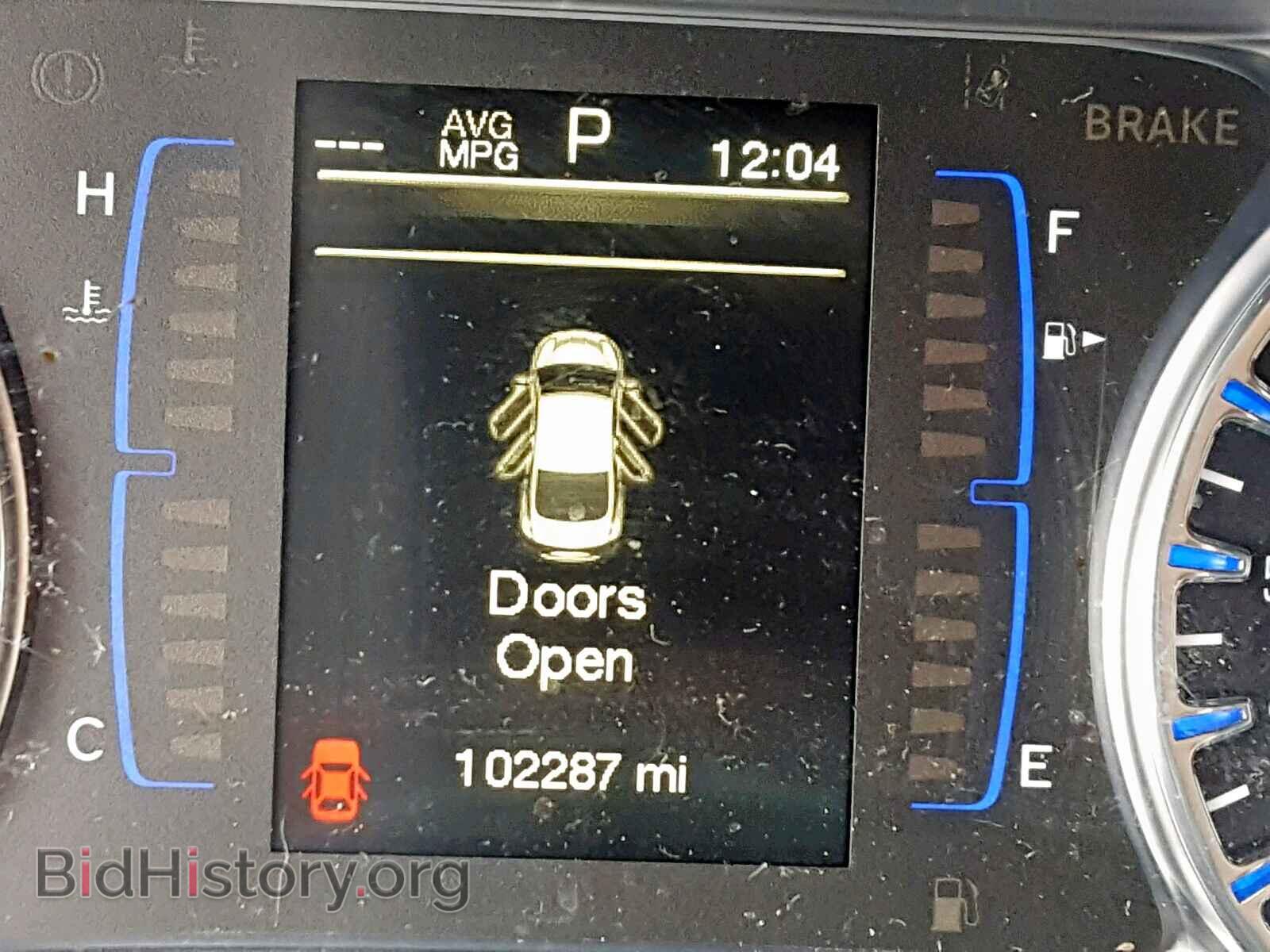 2015 CHRYSLER 200 - VIN: 1C3CCCAB3FN616409 - Photo 8