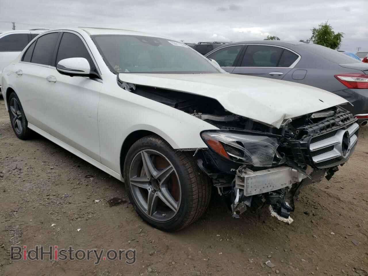 2018 MERCEDES-BENZ E-CLASS - VIN: WDDZF4KB4JA321567 - Фото 4