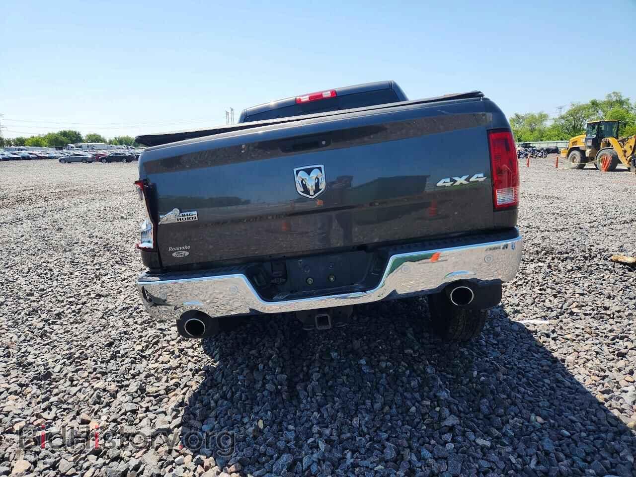 2017 RAM 1500 - VIN: 3C6RR7LT9HG525276 - Фото 6