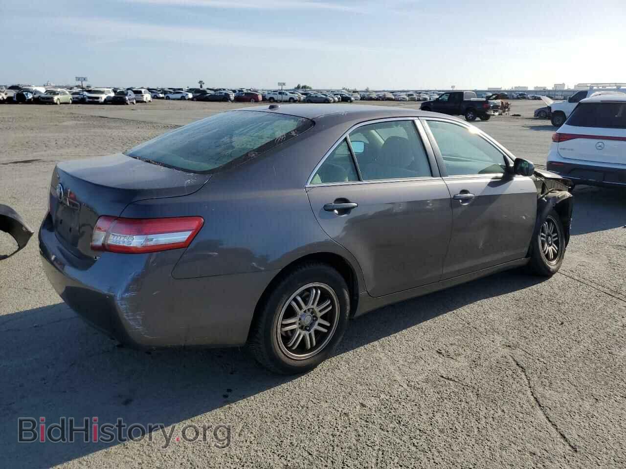 2011 TOYOTA CAMRY - VIN: 4T4BF3EK4BR198744 - Фото 3