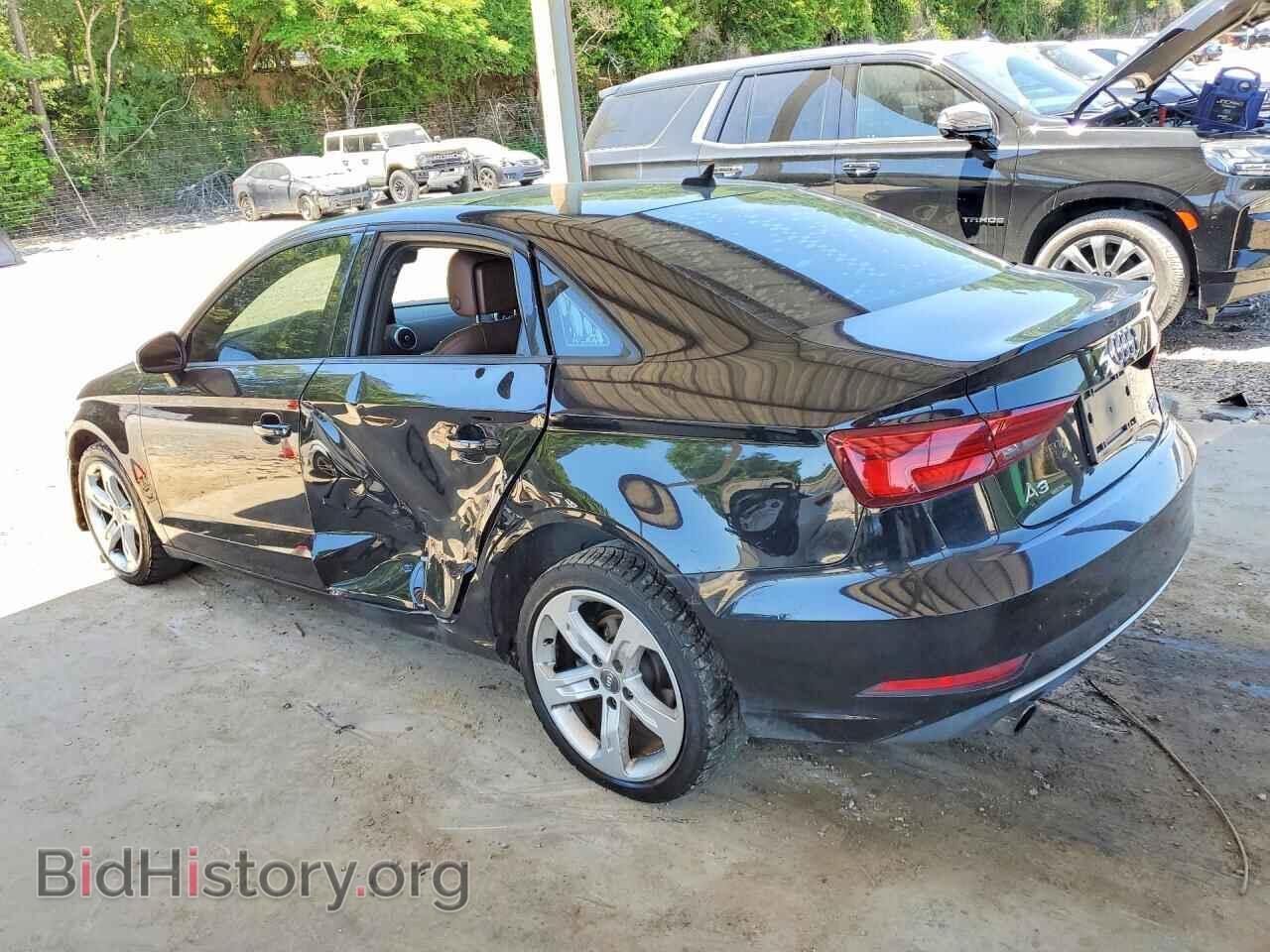 2017 AUDI A3 - VIN: WAUB8GFF7H1031920 - Фото 2