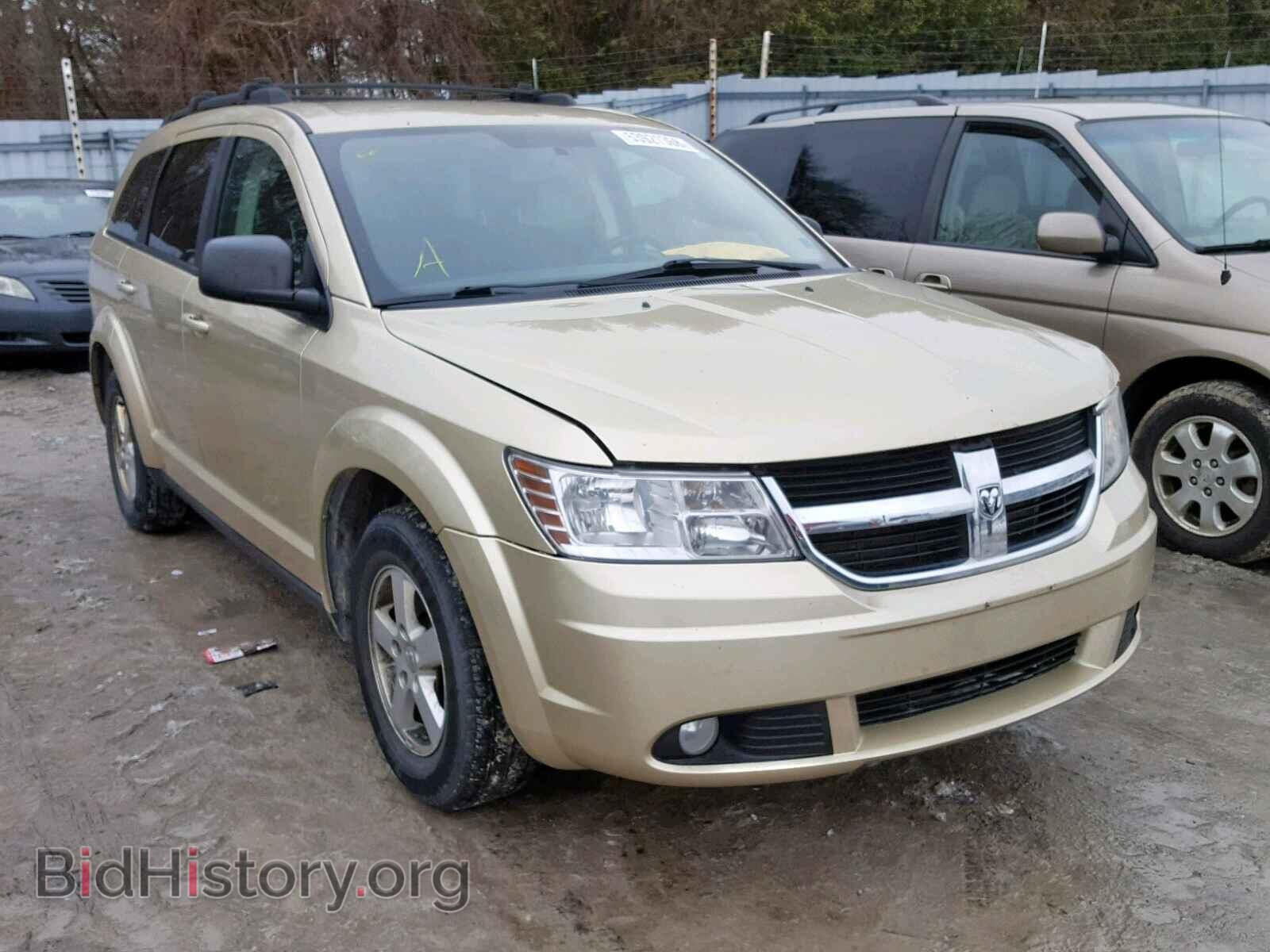 Фотография 3D4PG4FB6AT195555 - DODGE JOURNEY SE 2010