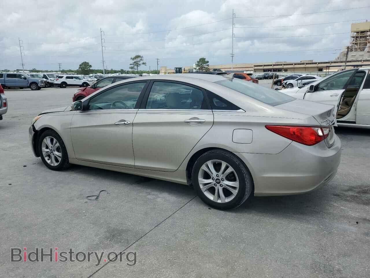 2011 HYUNDAI SONATA - VIN: 5NPEC4AC5BH105281 - Фото 2