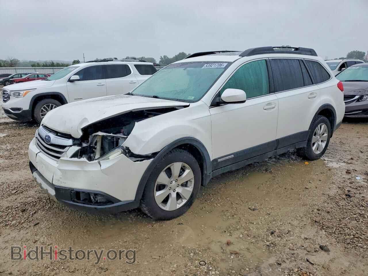 Photo 4S4BRDKC2B2331632 - SUBARU OUTBACK 2011