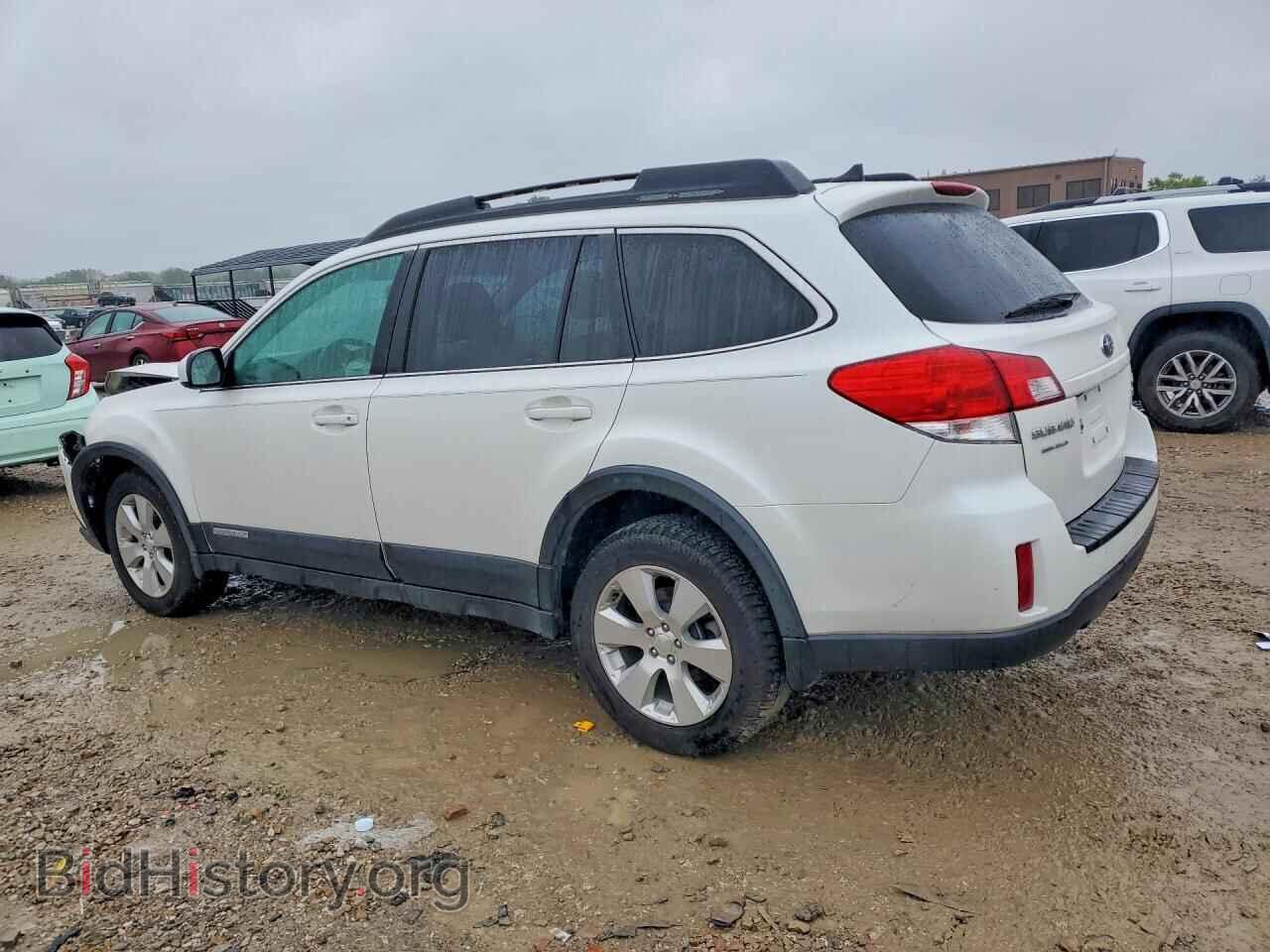 2011 SUBARU OUTBACK - VIN: 4S4BRDKC2B2331632 - Photo 2