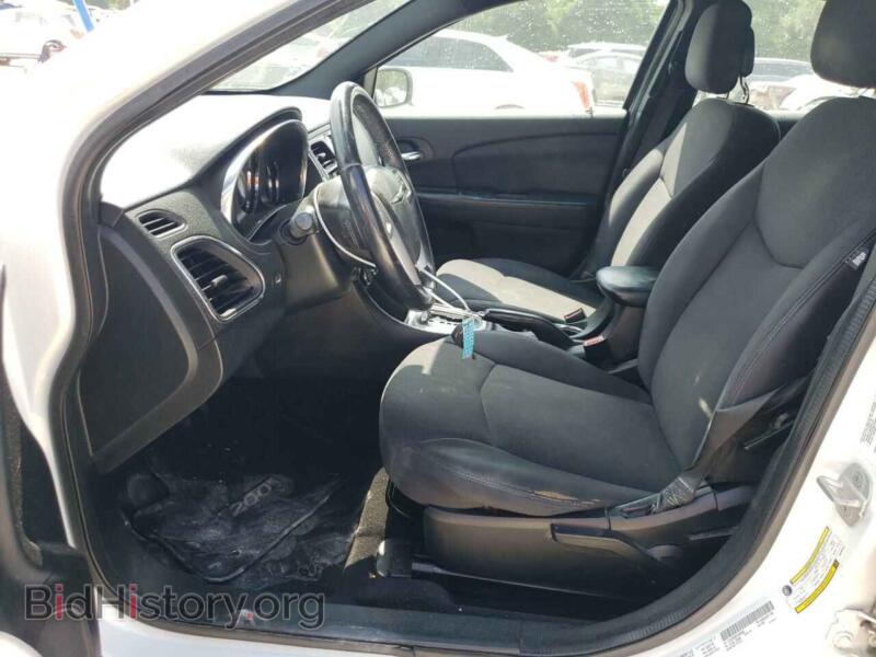 2013 Chrysler 200 (VIN 1C3CCBBB7DN598423) — photo 7 of 12