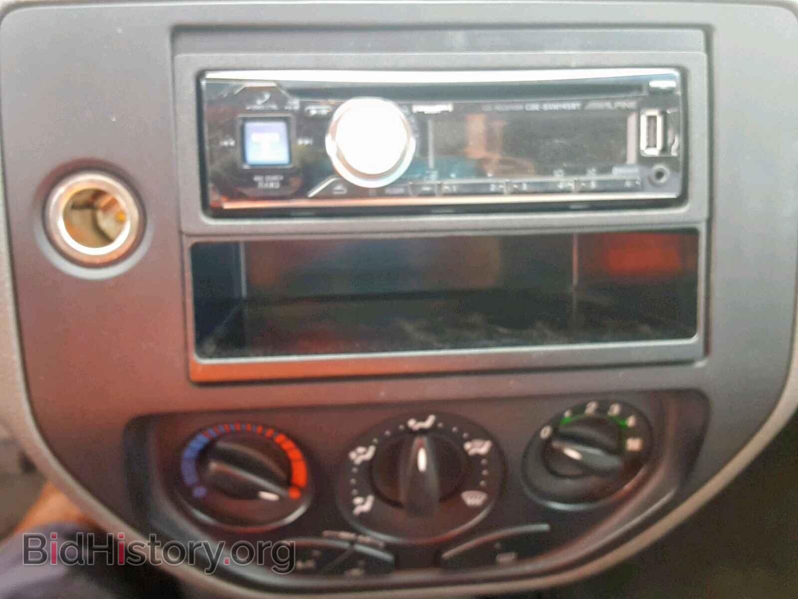 2005 FORD FOCUS - VIN: 1FAFP34N45W211872 - Фото 9