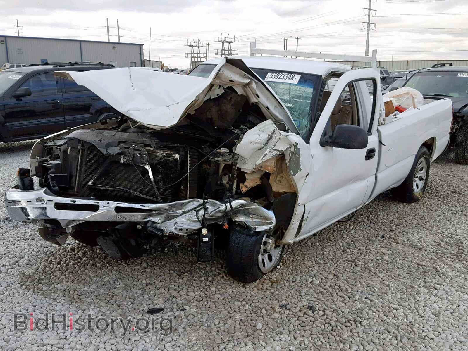 2005 CHEVROLET SILVERADO - VIN: 1GCEC14V95E186706 - Фото 2