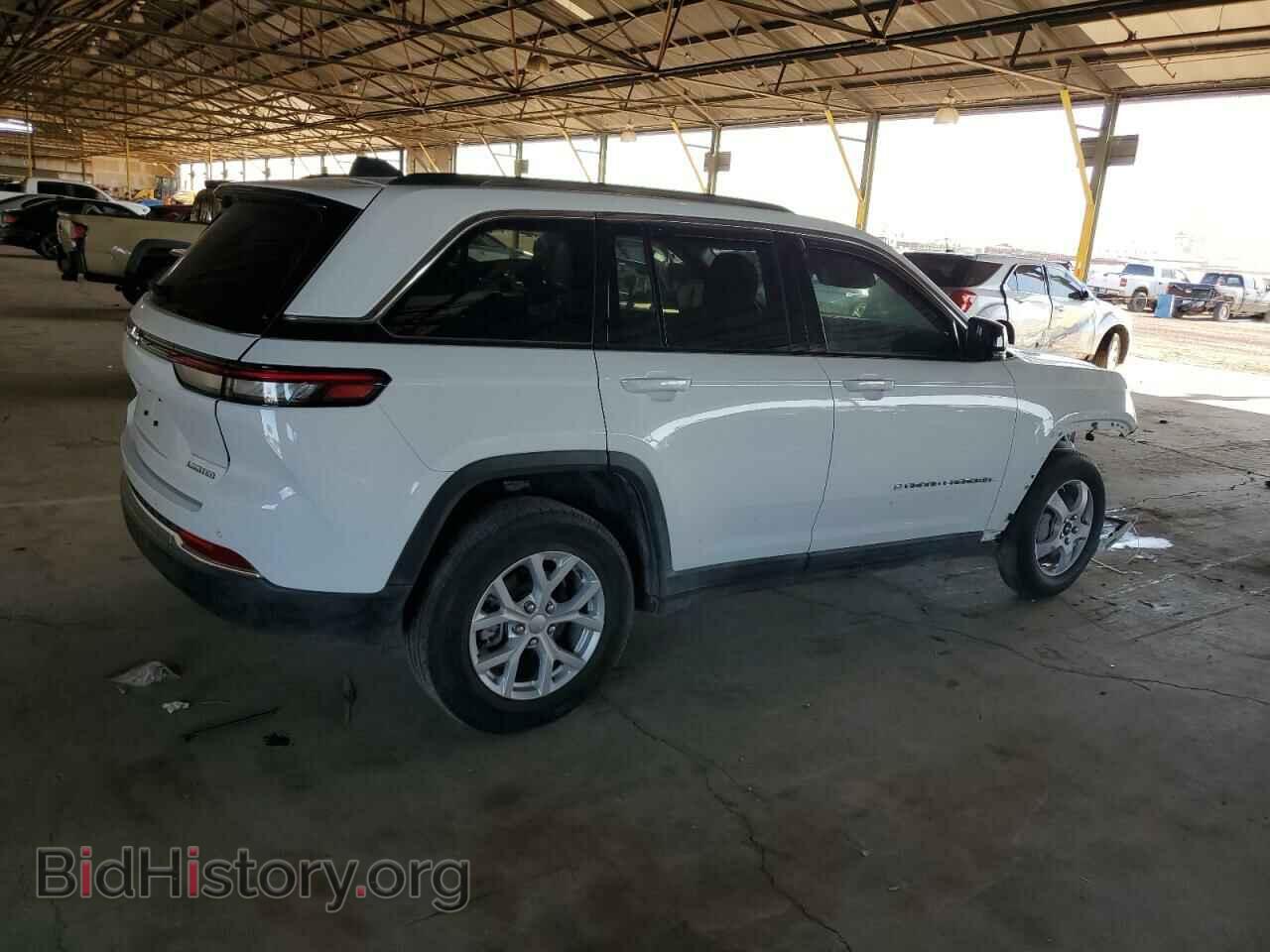 2023 JEEP GRAND CHER - VIN: 1C4RJGBG8PC564219 - Фото 3