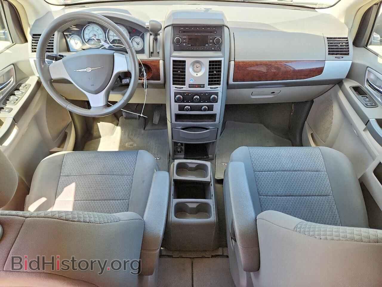 2010 CHRYSLER MINIVAN - VIN: 2A4RR5D10AR350677 - Фото 8