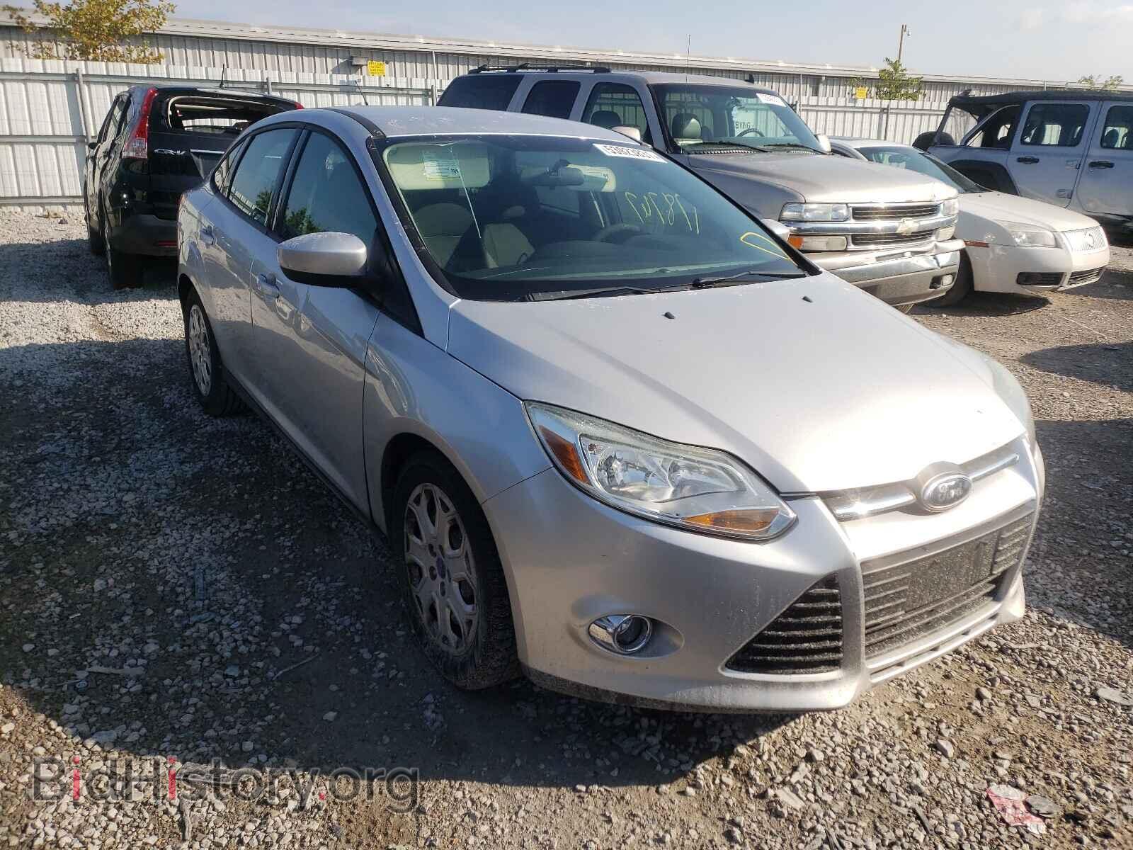 Photo 1FAHP3F24CL399898 - FORD FOCUS 2012