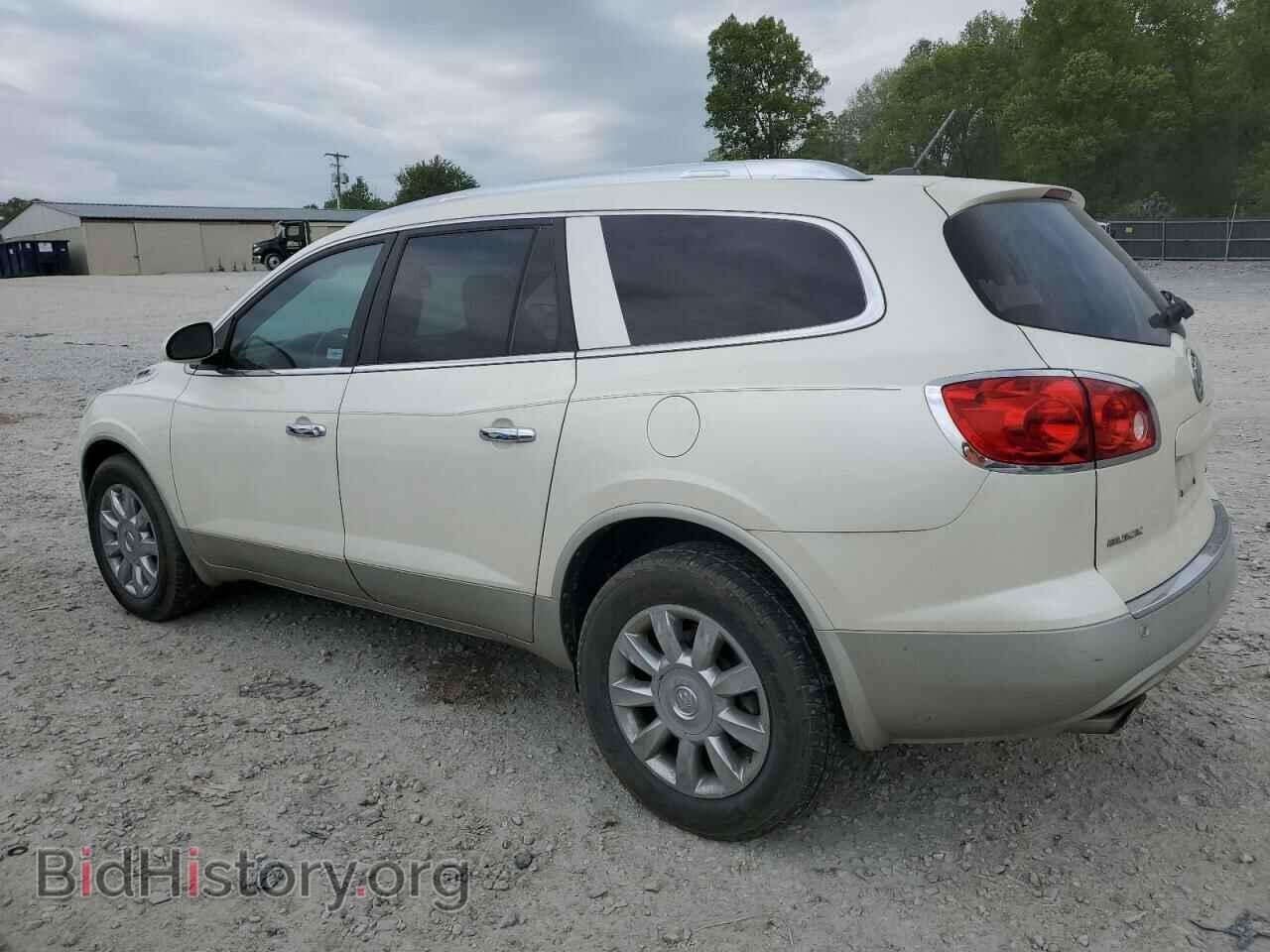 2011 BUICK ENCLAVE - VIN: 5GAKRCED1BJ215011 - Фото 2