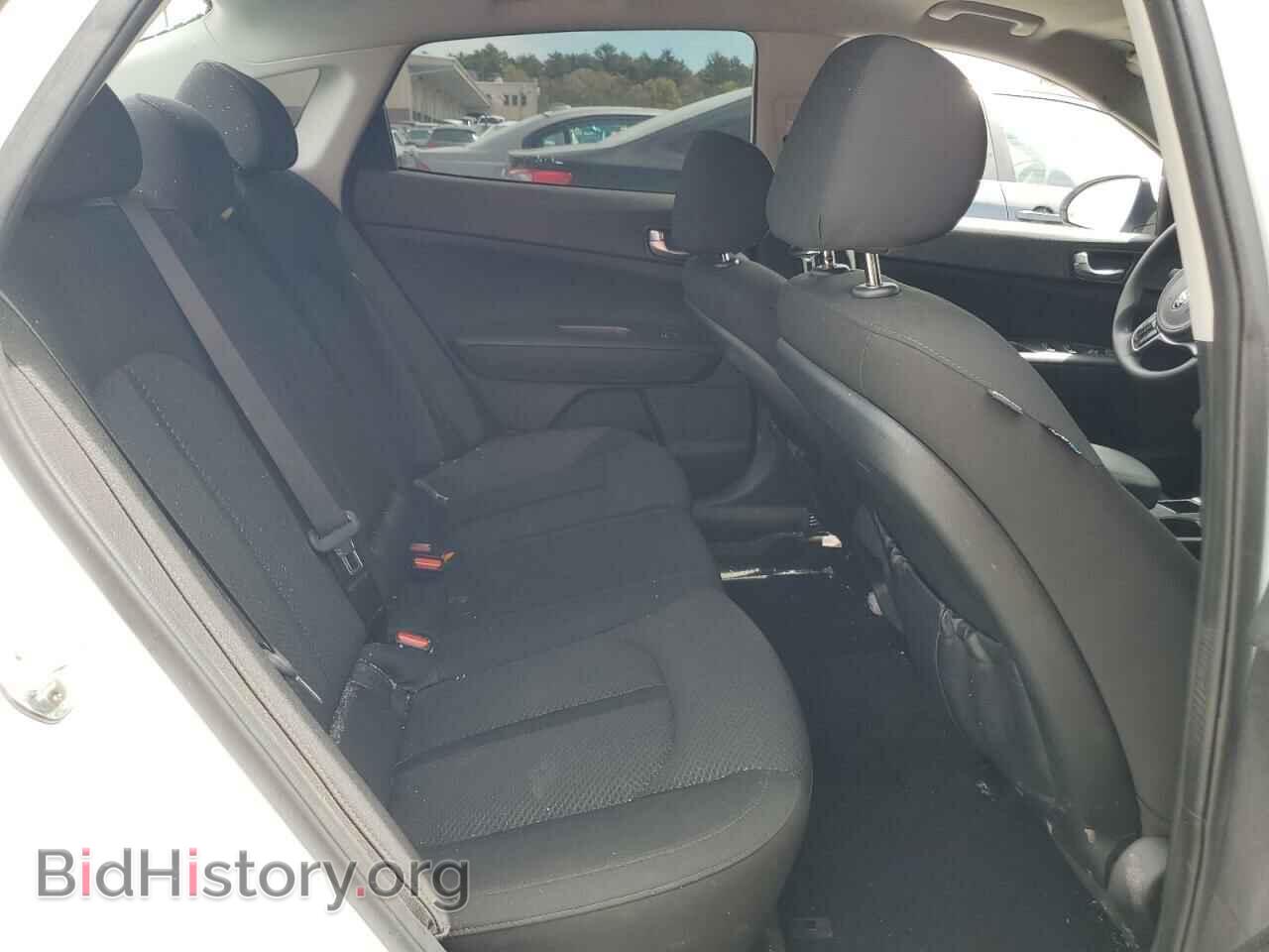 2018 KIA OPTIMA - VIN: 5XXGT4L39JG266930 - Фото 10