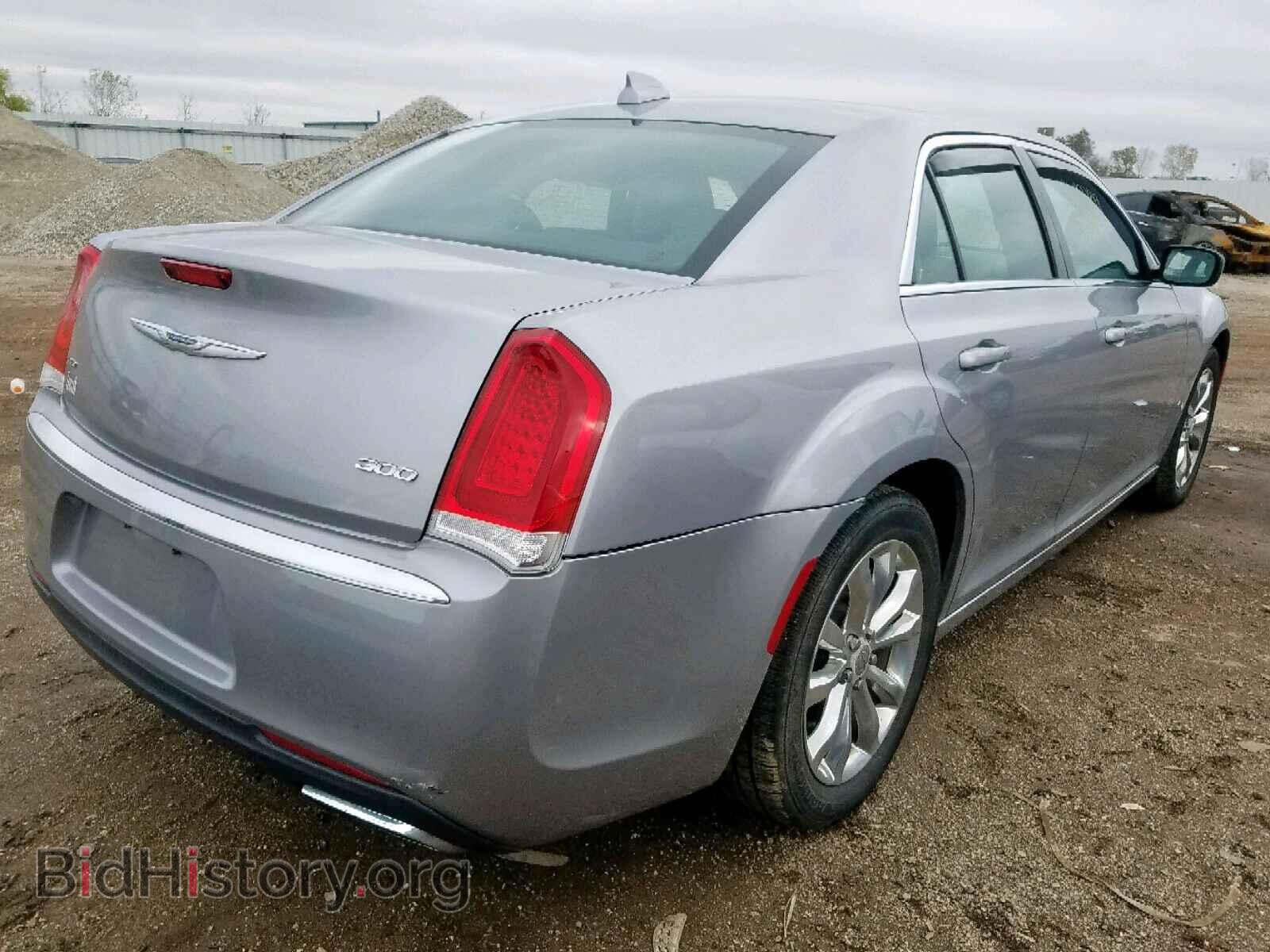 2016 CHRYSLER 300 - VIN: 2C3CCARG9GH190868 - Photo 4