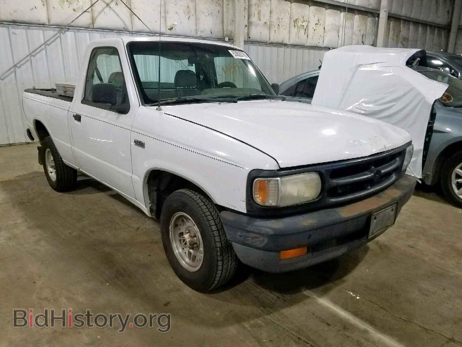 Photo 4F4CR12A3RTN09002 - MAZDA B2300 1994
