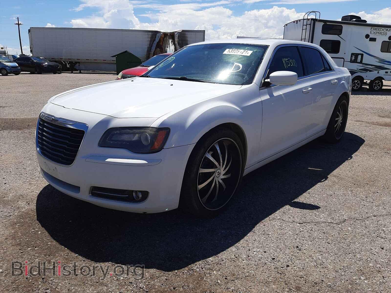 2012 CHRYSLER 300 - VIN: 2C3CCABG7CH115834 - Фото 2